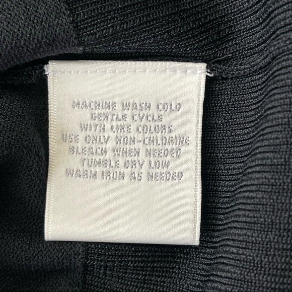 Worthington Woman’s Black Round Neck Sleeveless Basic Blouse top size L - Picture 6 of 9